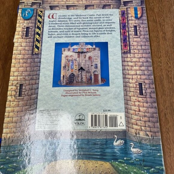 Medieval Castle by Phil Wilson Hardback Expanding Book - GUC - Picture 3 of 12